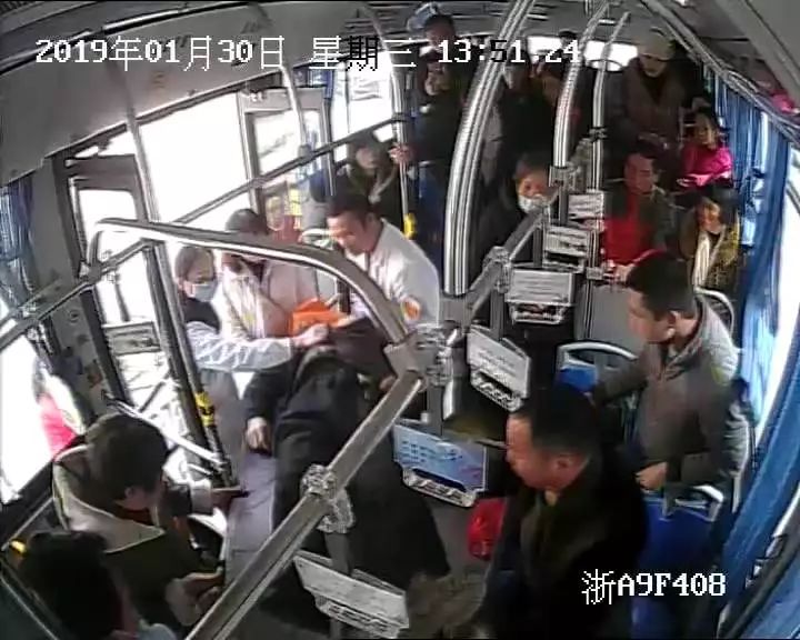 东航一乘客突发疾病抢救无效死亡事件回顾_最佳精选