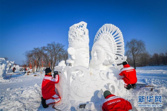 哈尔滨的雪雕，冰城中的艺术瑰宝_精准解释落实