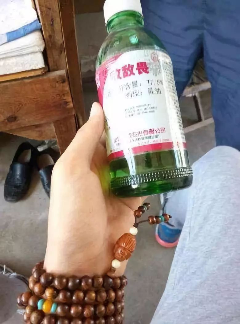 女子复婚不成自杀，让子女喝下敌敌畏——悲剧背后的反思